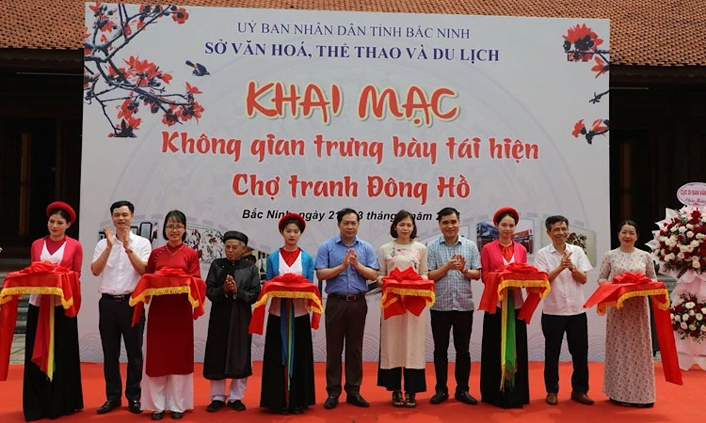Bac Ninh reproduces Dong Ho Folk Painting Market